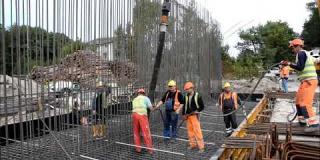 Embedded thumbnail for 27.09.2018 - WS-1 - betonowanie fundamentu w km 6+718